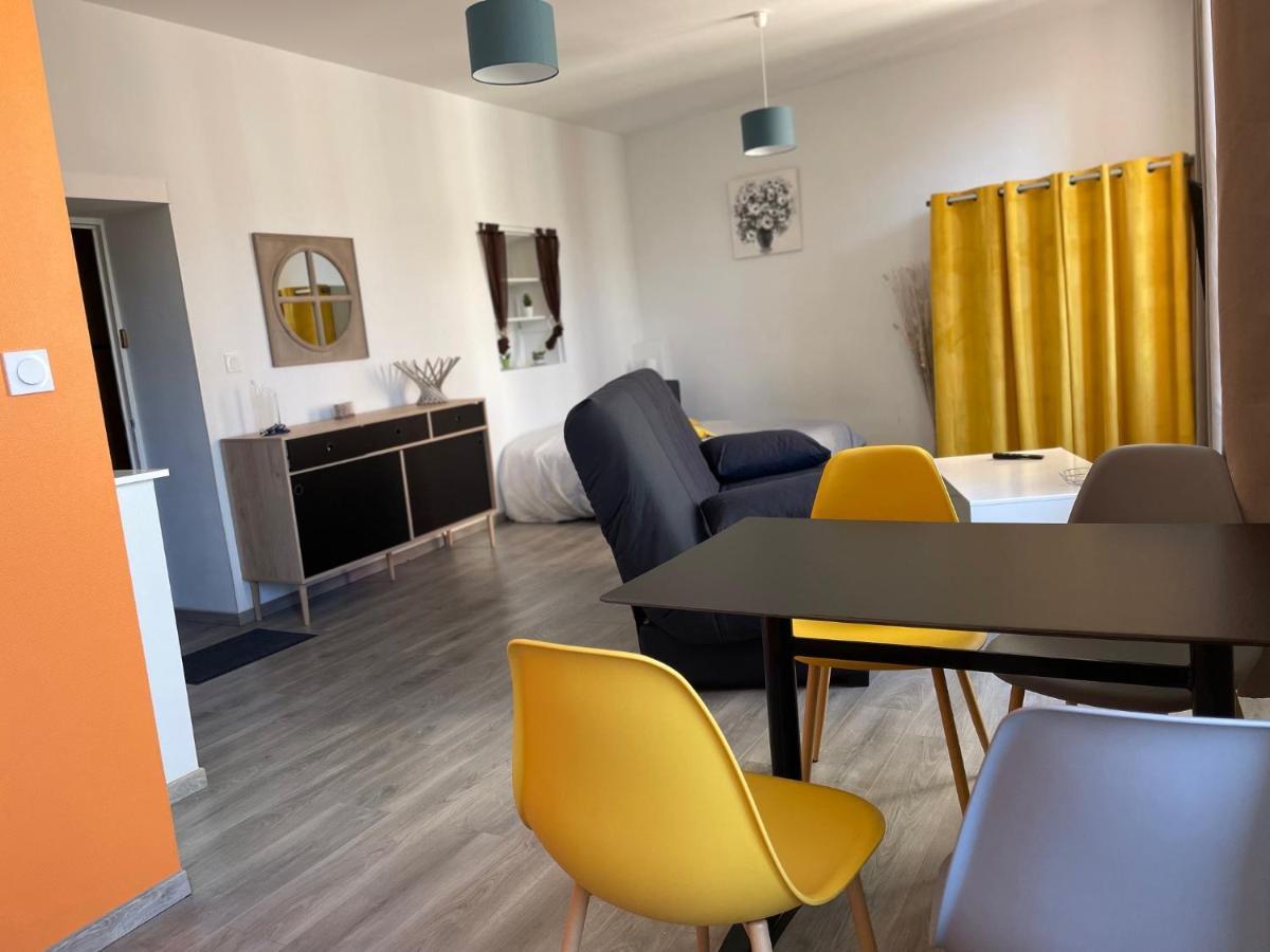 Millau Superbe Studio 35M2 Centre Ville Calme Et Ajoure Екстер'єр фото